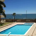 Primera Linea De Mar En Ebrehogar Appartamento